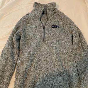 Gray patagonia quarter zip